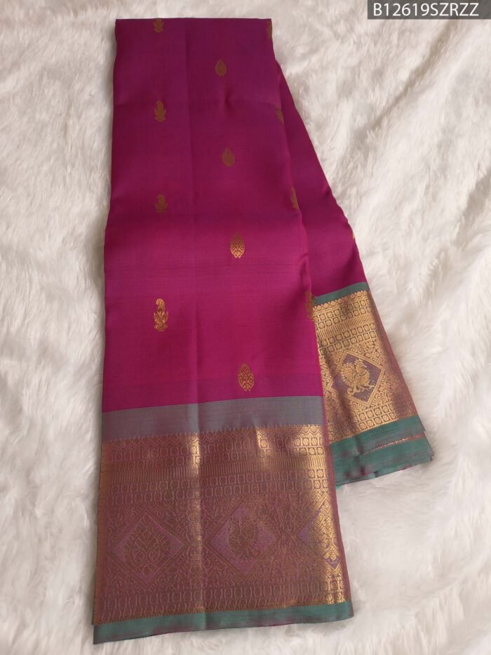Magenta-Grey Dualtone Colour Silk Saree with Antique Gold Zari Border and Pallu - Image 3