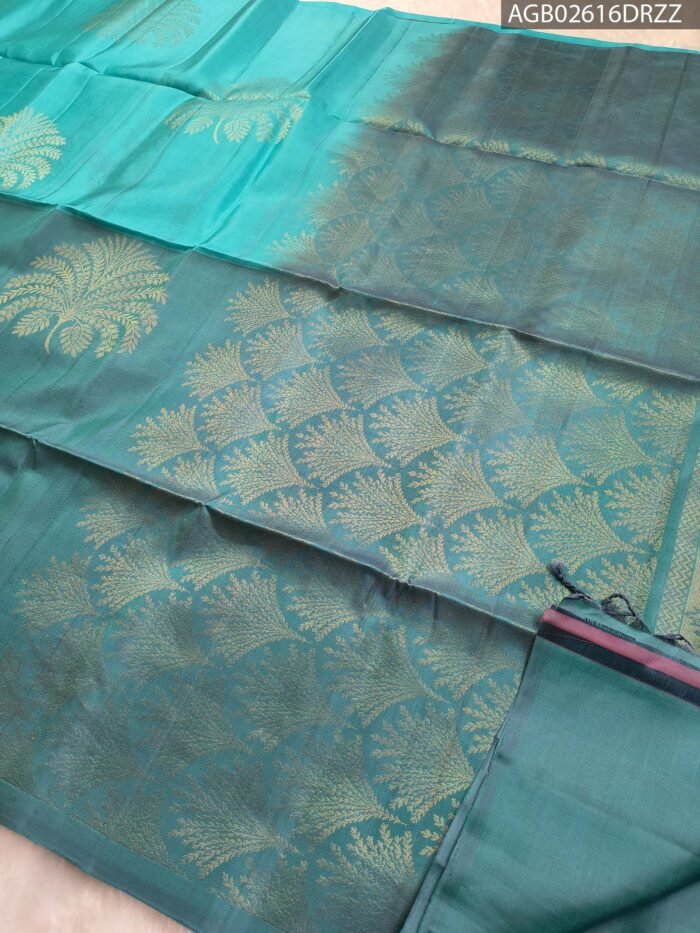 Elegant Teal Silk Saree with Intricate Zari Border and Pallu - Image 3