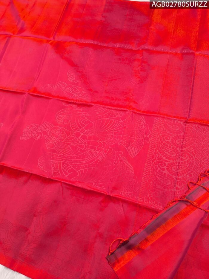 Elegant Red Silk Saree with Intricate Pallu - Image 3