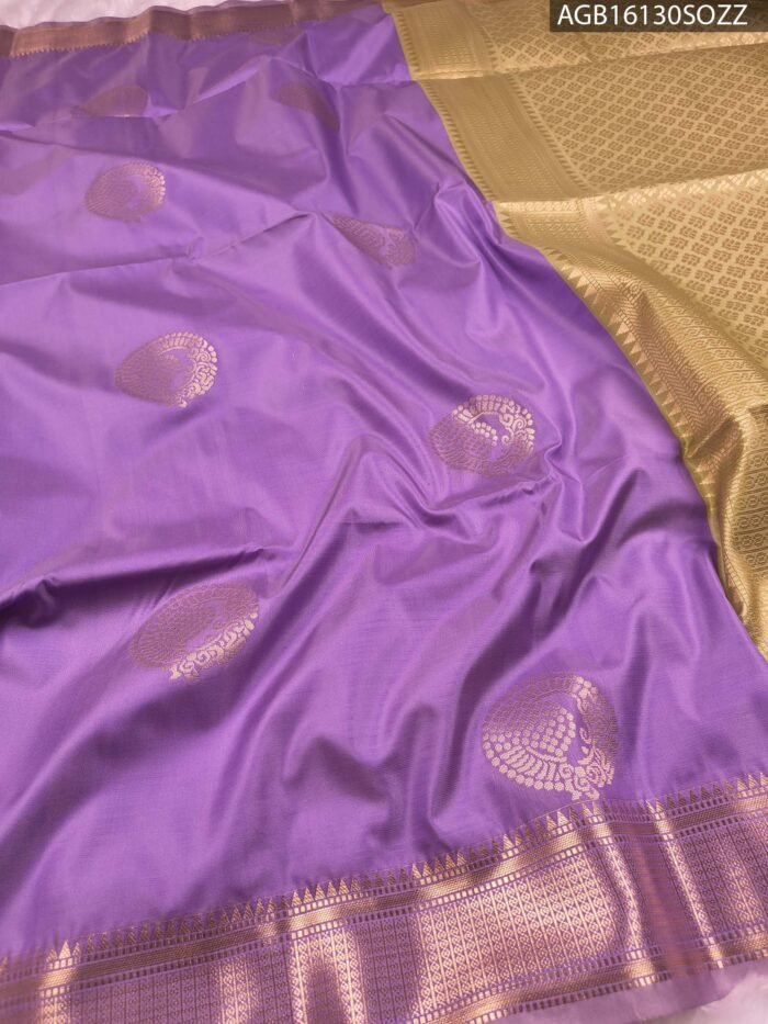 Elegant Lavender Soft Silk Saree with Gold Zari Border and Rich Pallu - Image 2