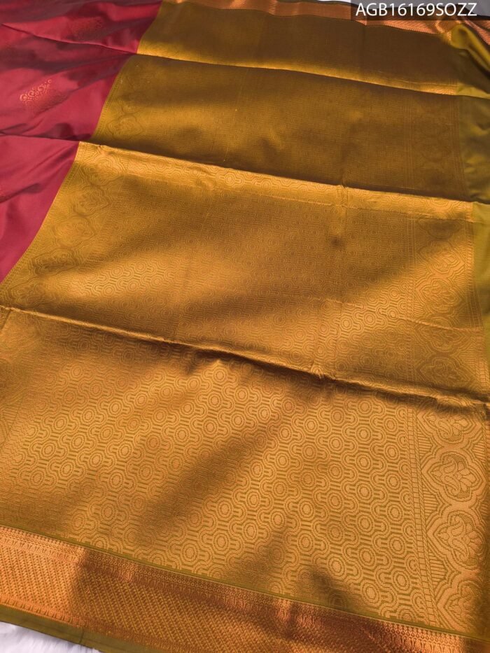 Elegant Red Soft Silk Saree with Golden Pallu and Rich Border - Image 3