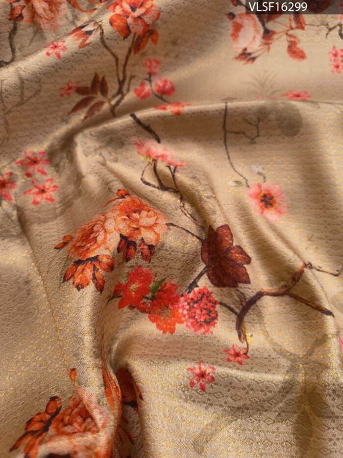 Beige Coloured Fancy Silk Saree with Floral Motifs and Elegant Pallu - Image 2