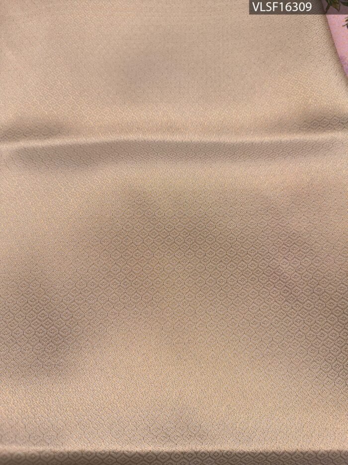 Pink Coloured Fancy Silk Saree with Floral Motifs and Elegant Zari Border - Image 4