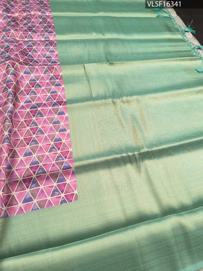 Green Coloured Fancy Silk Saree with Geometric Pattern and Zari Woven Border - Image 3