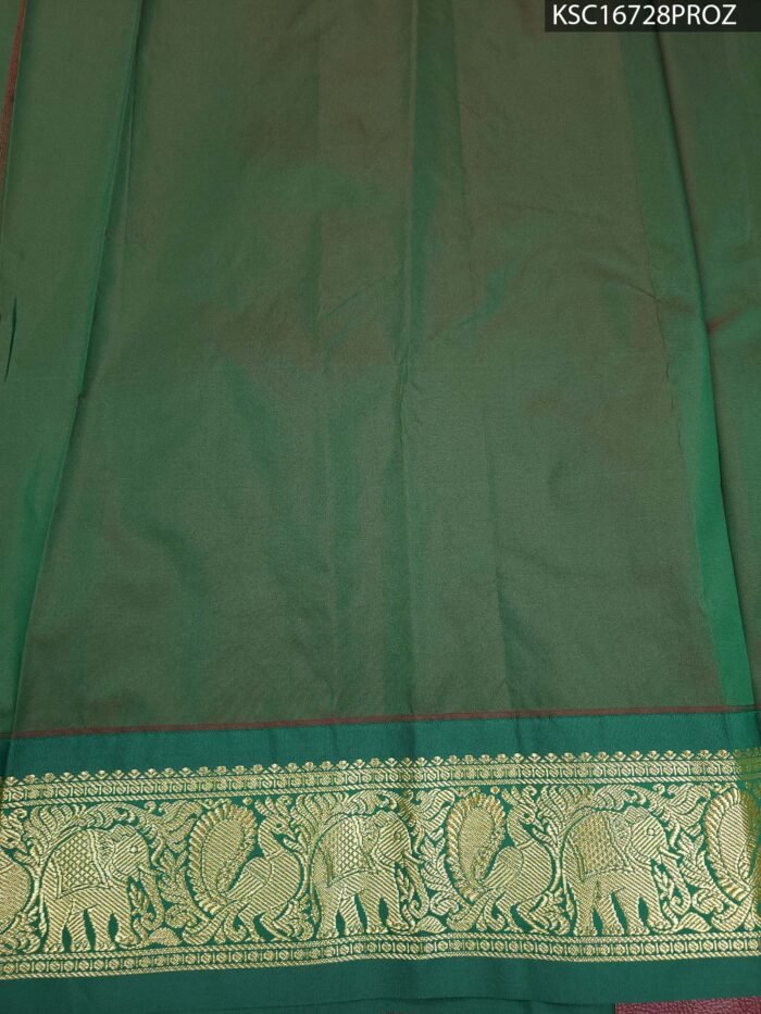 Vibrant Red Blended Soft Silk Saree with Floral Motifs and Rich Zari Green Pallu - Image 2