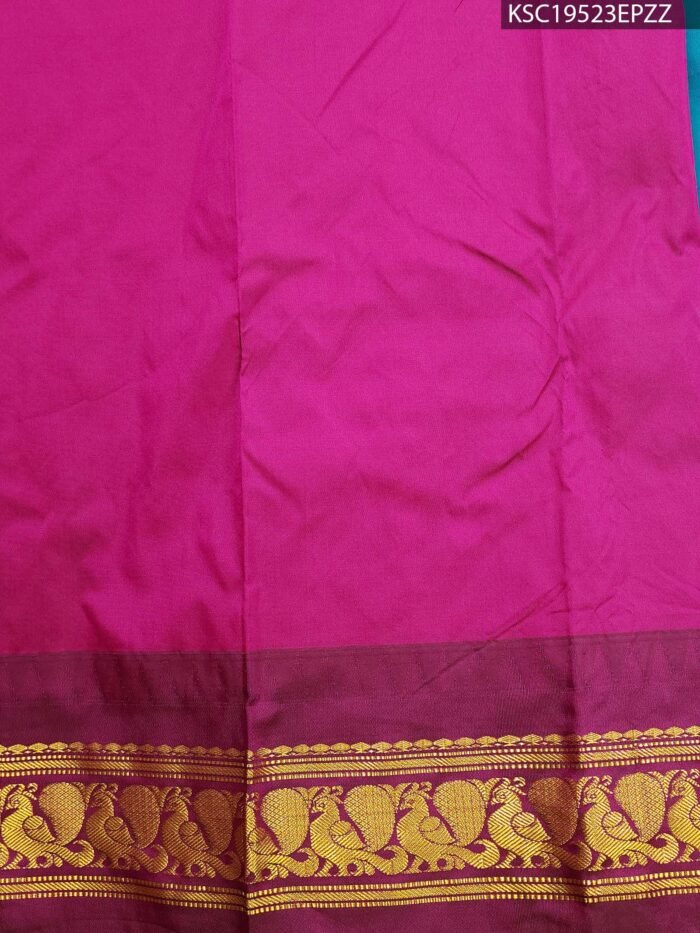 Turquoise Coloured Blended Soft Silk Saree with Floral Motifs and Rich Zari Pallu - Image 3