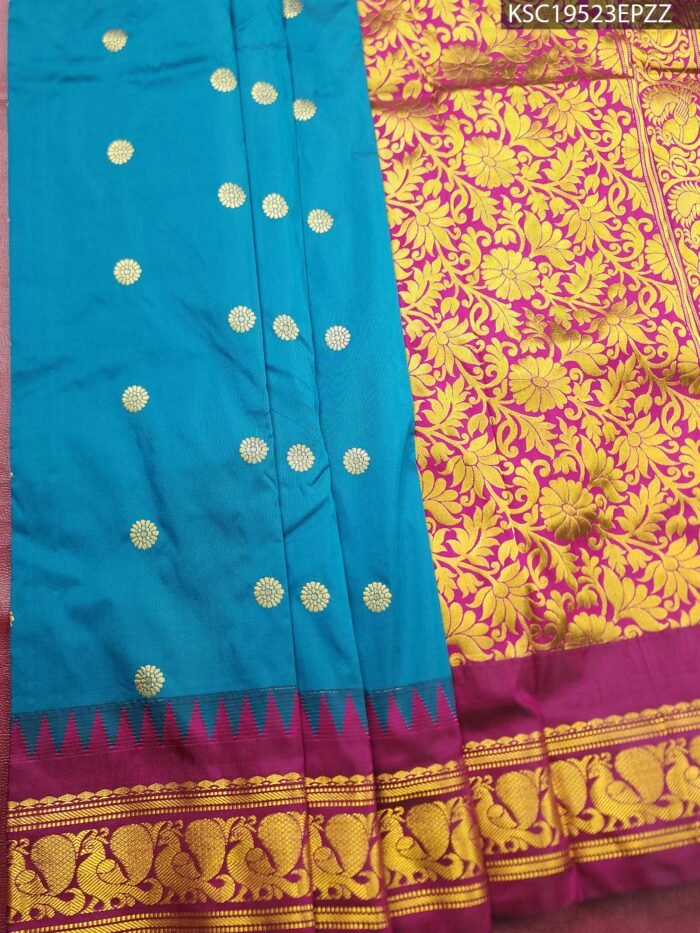 Turquoise Coloured Blended Soft Silk Saree with Floral Motifs and Rich Zari Pallu - Image 1