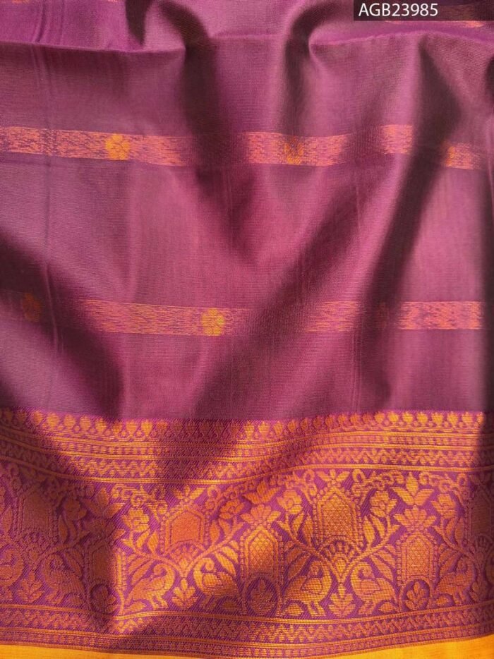 Golden and Maroon Semi Soft Silk Fancy Saree with Floral Motifs and Intricate Border - Image 4