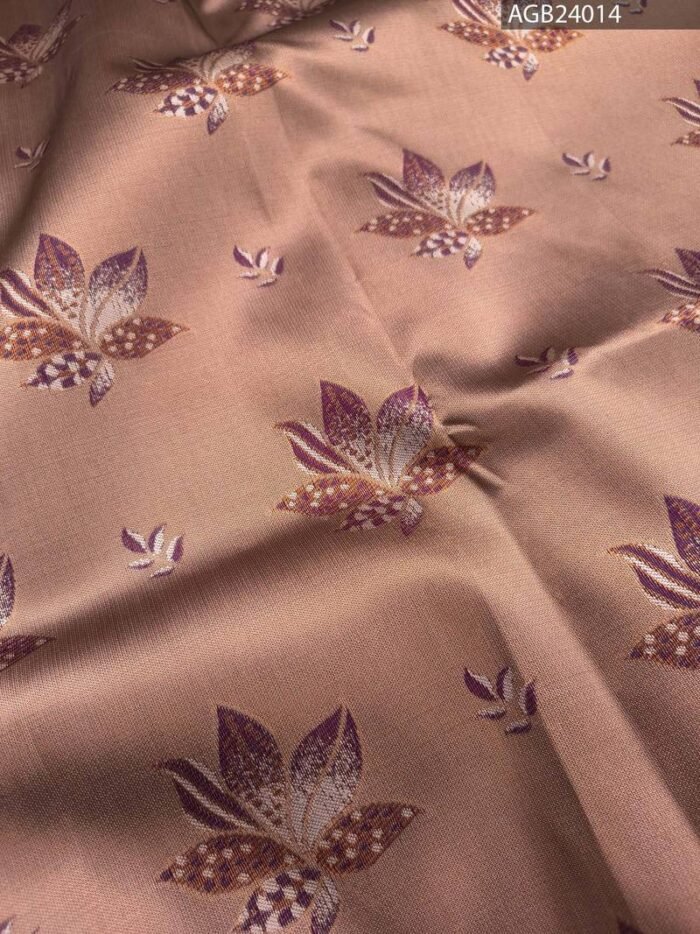 Peach and Dark Purple Fancy Saree with Beautiful Floral Motifs and Intricate Border - Image 2