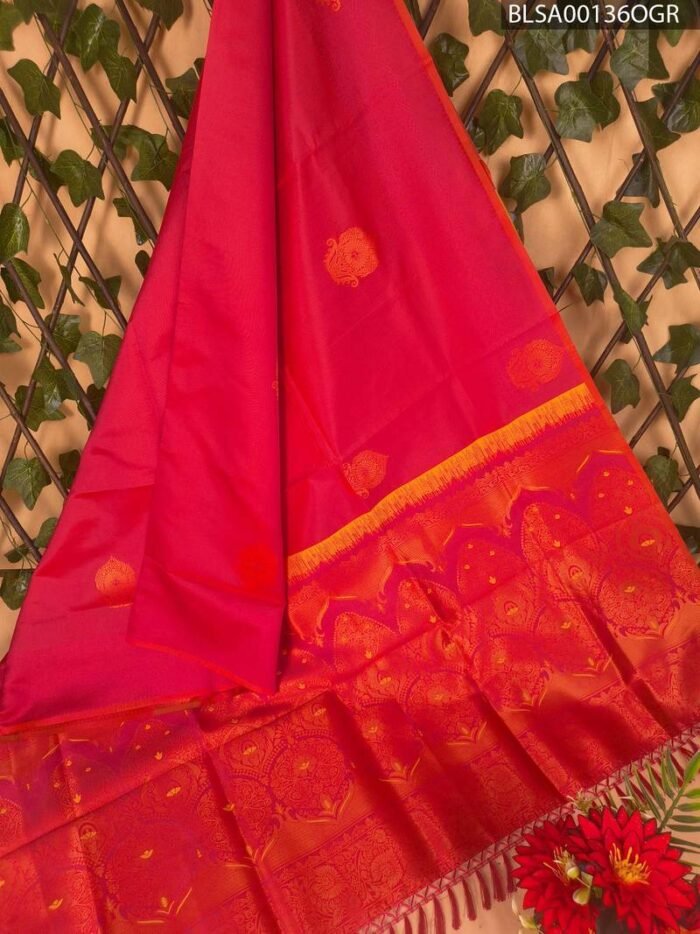 BLSA00136_MAIN_OGR-1.jpg Beautiful Red Semi Soft Silk Saree with Rich Pallu and Intricate Border Design - Image 1