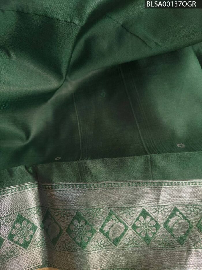 Elegant Beige and Green Semi Soft Silk Saree with Floral Motifs and Rich Pallu - Image 2
