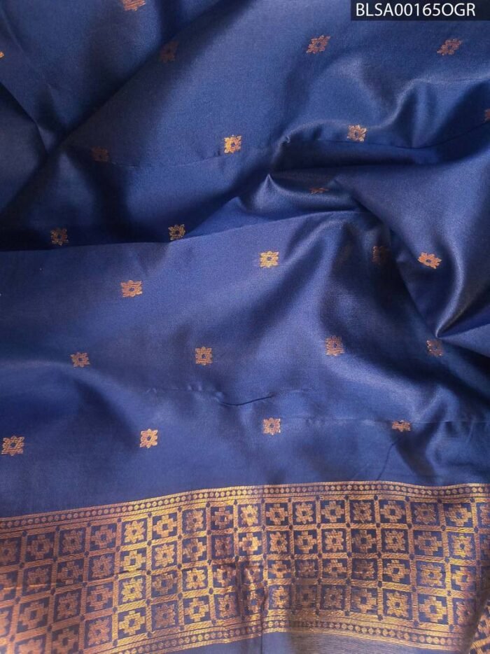 Purple Semi Soft Silk Saree with Beautiful Motifs and Contrast Border - Image 2