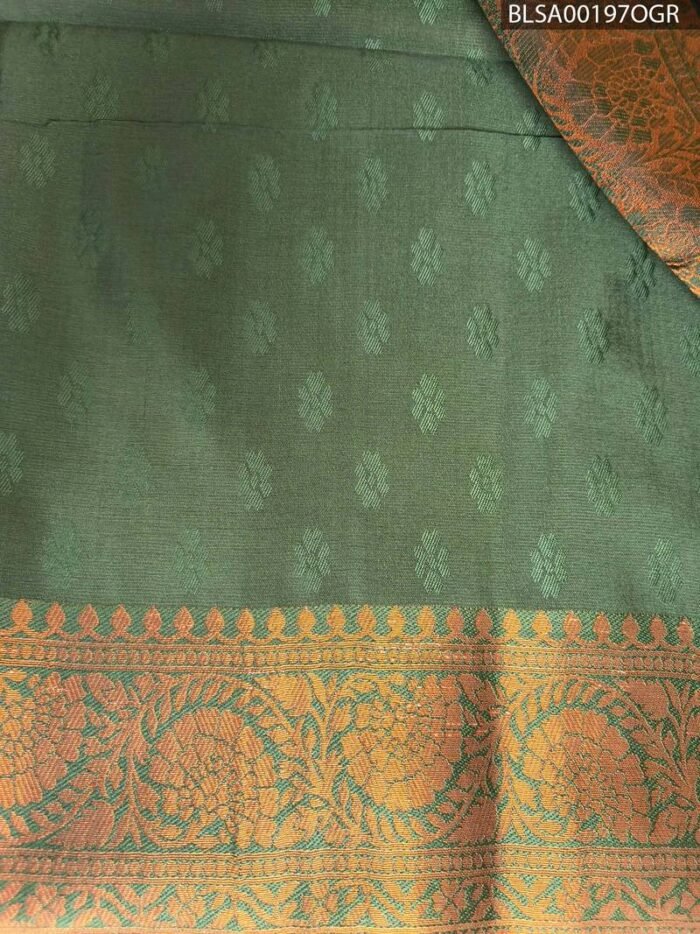 Stunning Green and Brown Semi Soft Silk Saree with Floral Motifs and Rich Pallu - Image 2